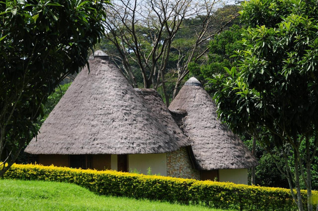 Kibale Guest Cottages Fort Portal Exterior foto