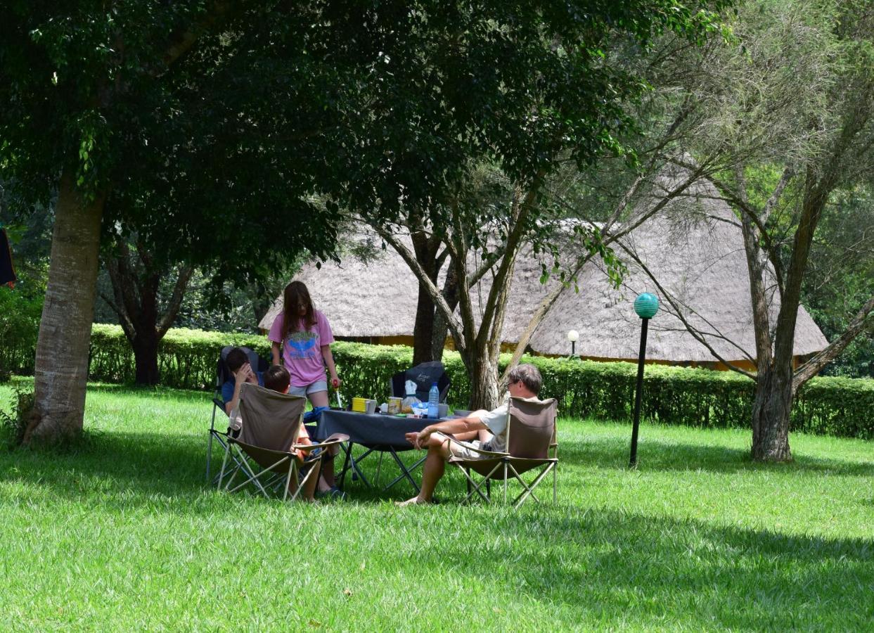 Kibale Guest Cottages Fort Portal Exterior foto
